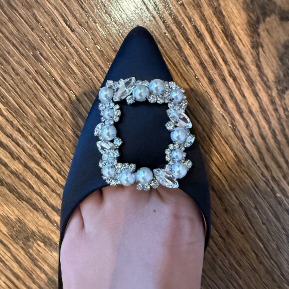 Badgley Mischka Womens Sz 1 Cher Crystal Buckle Pumps Black Satin Stilettos Glam - Picture 14 of 16